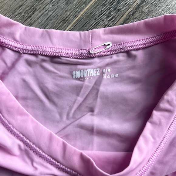 NWOT Aerie Smoothez Cropped Top- Pink - Picture 3 of 4